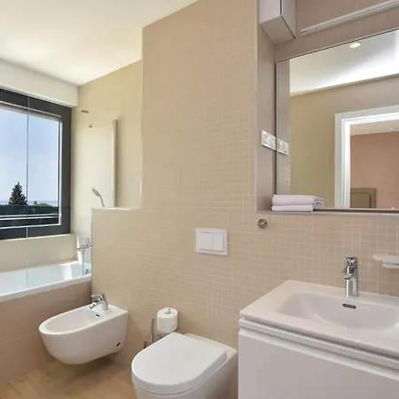 5 Bedroom Pet Friendly In Omis