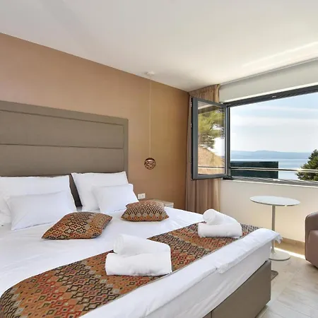 5 Bedroom Pet Friendly In Holiday home Omis