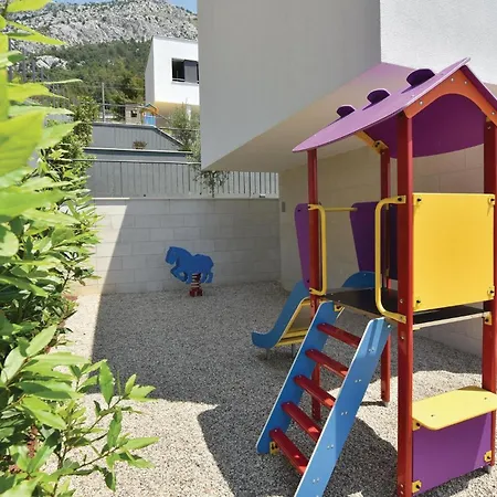 5 Bedroom Pet Friendly In Holiday home Omis